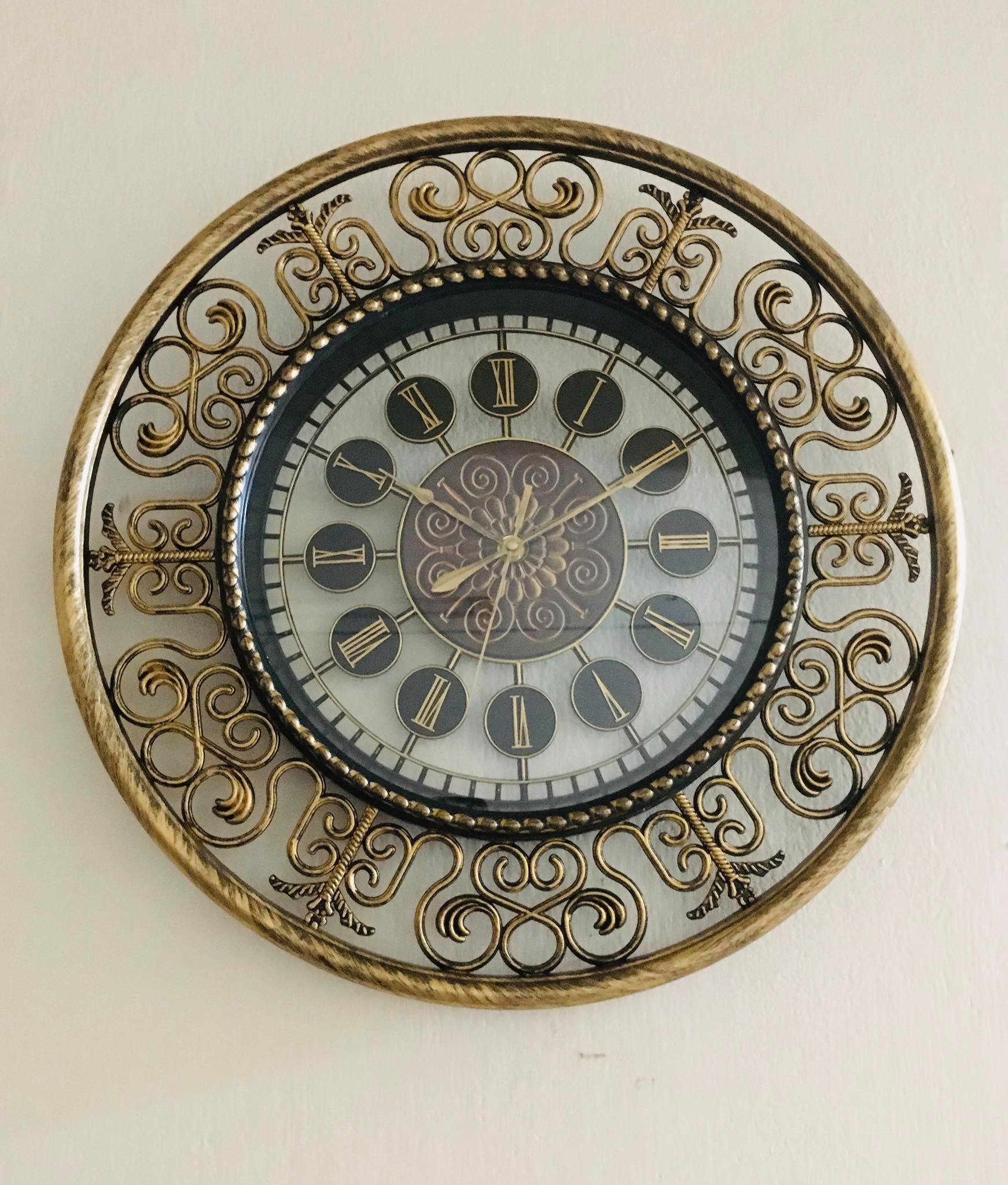 Large Decorative Wall clock - 01