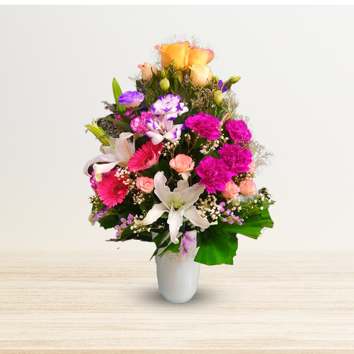 Lovely  Flower Bouquet With Ceramic Pot For Special One